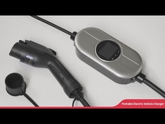 एलसीडी डिस्प्ले के साथ सिंगल फेज़ शुको एडाप्टर 16ए पोर्टेबल ईवी चार्जिंग स्टेशन